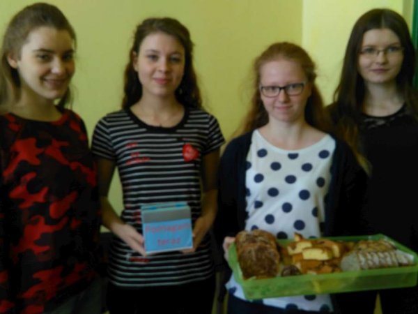 Gimnazjum w Haczowie pomaga z Polską Akcją Humanitarną