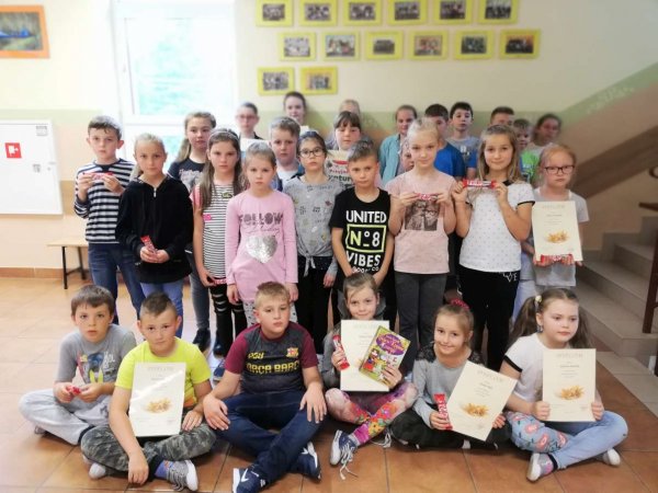 Konkurs poetycki w Szkole Podstawowej w Jasionowie
