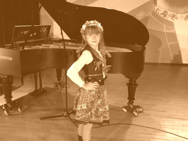 Uczennica z Malinówki - finalistką konkursu wokalnego