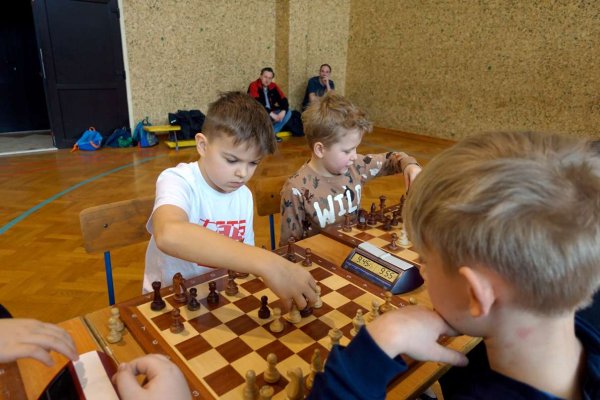 2022-02-18-chess_16.jpg