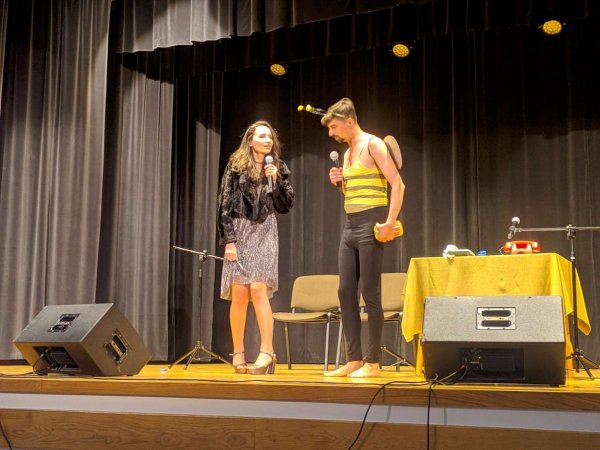2021-05-30-kabaret_3.jpg