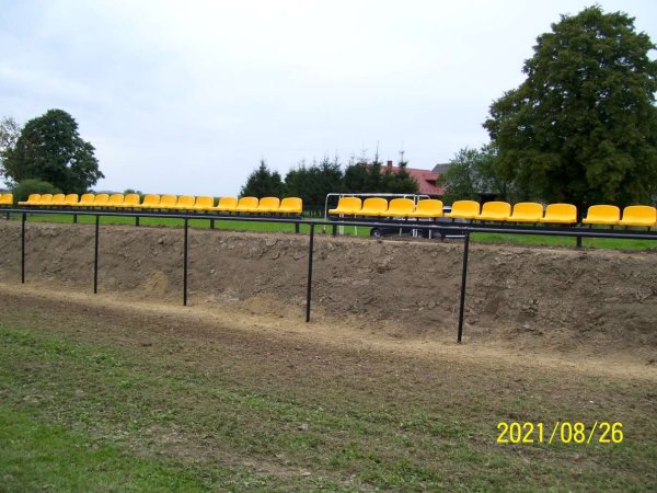 2021-10-19-boisko_1.jpg