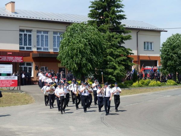 Nowy samochód dla OSP w Jabłonicy Polskiej
