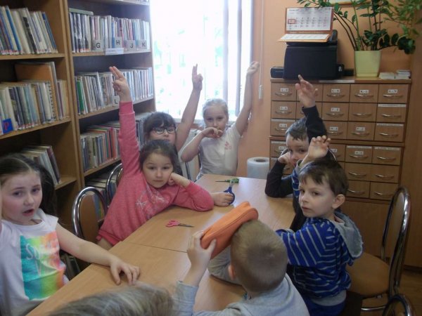 Międzynarodowy Dzień Książki dla Dzieci w Bibliotece w Jabłonicy Polskiej