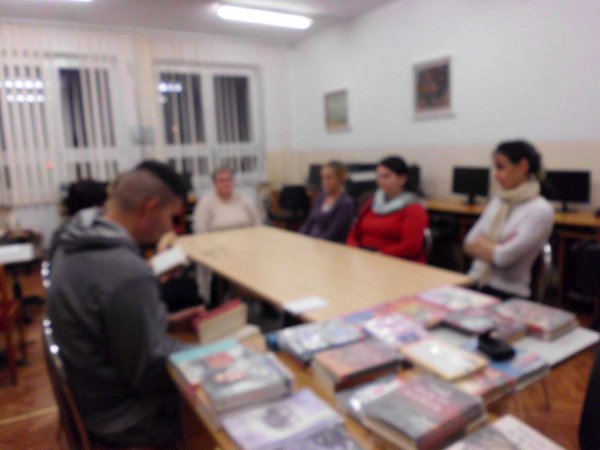 ZAPRZYJAŹNIJ SIĘ Z BIBLIOTEKĄ