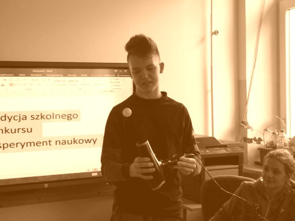 Dzień nauki - konkurs na eksperyment w Zespole Szkół w Jabłonicy Polskiej