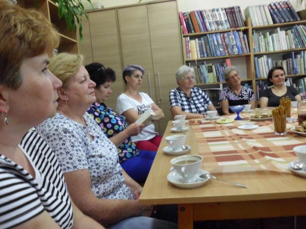 Dyskusyjny Klub Książki - „Kwitnący kwiat tamaryszku” - Wanda Majer-Pietraszak