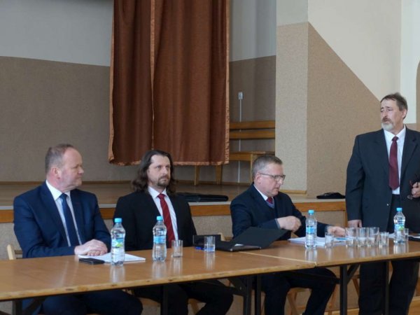 Zebranie wiejskie w Jasionowie