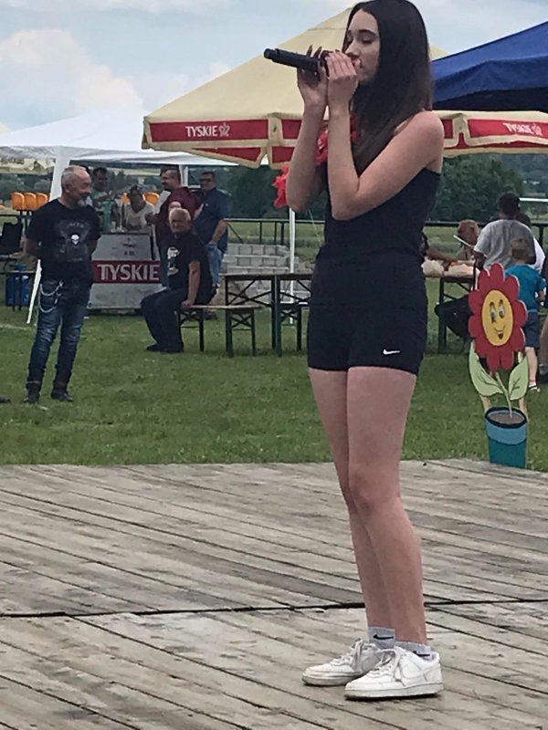 ad239928-b0bf-41be-8285-dbf7280c336d.jpg